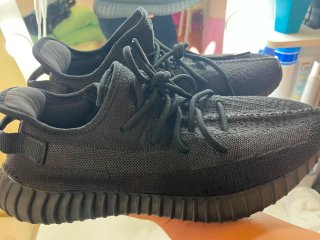 Adidas Yeezy Boost 350 V2 Negras