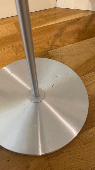 Lámpara de pie Ikea aluminio
