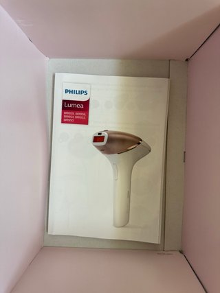 Philips Lumea Prestige IPL NUEVA sin estrenar + 4