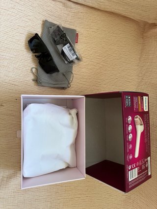 Philips Lumea Prestige IPL NUEVA sin estrenar + 4