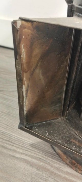 Farolillo de  Renfe antiguo es de aceite