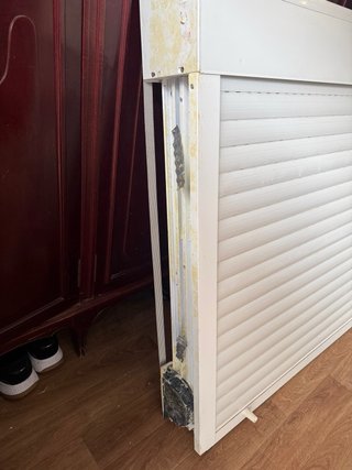 Ventana corredera blanca