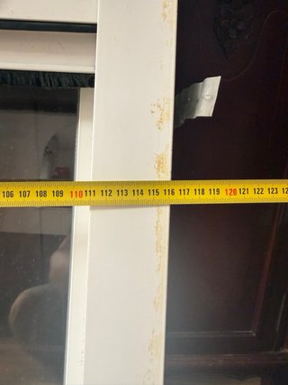 Ventana corredera blanca