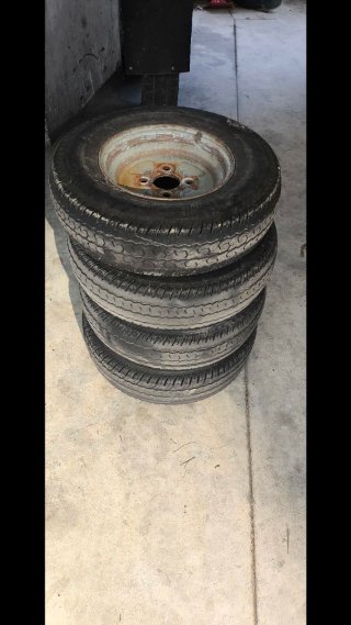 Llantas de remolque (4 unidades)