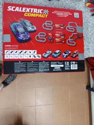 Scalextric Compact Cupra Racing