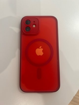 iPhone 12 Rojo ( con funda )