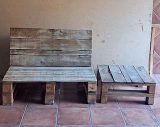 BANCO Y MESA PALETS MADERA