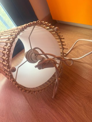Lámpara de mesa bambú y madera