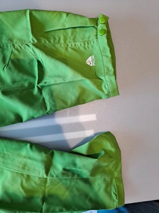 Pantalón Nike ACG verde nuevo original