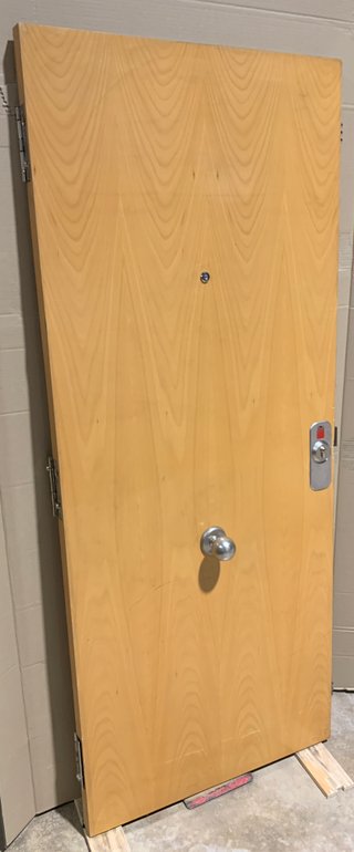Ref.: ZE, puerta blindada, calidad, izquierda