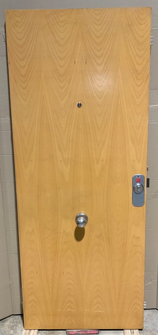 Ref.: ZE, puerta blindada, calidad, izquierda