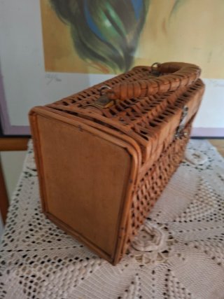 Bolso o cesta de mimbre  vintage