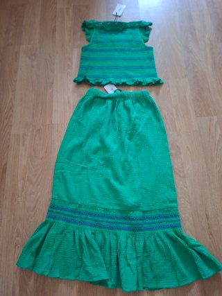 Conjunto Coosy verde y multicolor