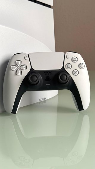 COMO NUEVA PS5 SLIM DE DISCO