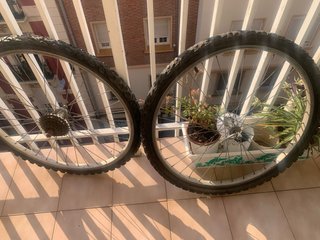 Ruedas de bicicleta de montaña