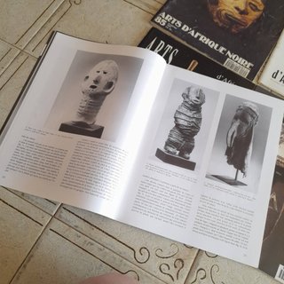 Lote de seis revistas Arts d ' Afrique Noir