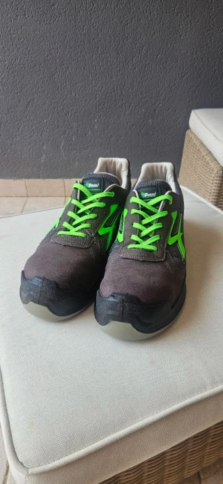 Zapatos de seguridad U-Power S1P SRC ESD