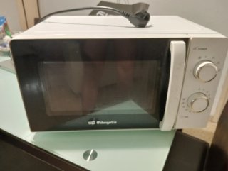 Microondas Orbegozo blanco