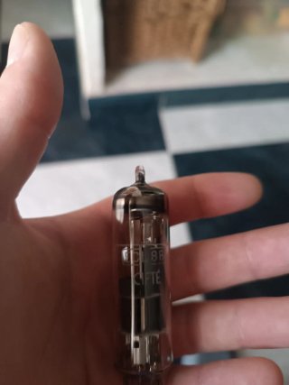 Válvula Mullard ECL86 CIFTE