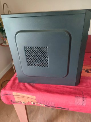 PC sobremesa Intel i5 Tacens Negro