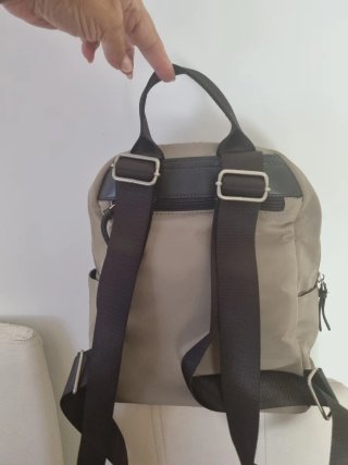 Mochila Parfois Beige y Negra