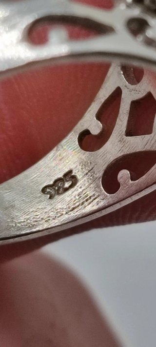 Anillo de Plata y Esmeralda.