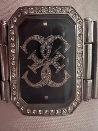 Reloj Guess Mujer Negro y Plateado