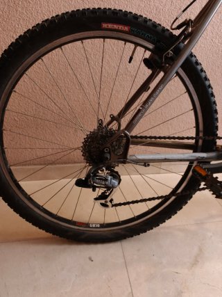 Bicicleta Commencal L26 + funda