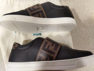 Zapatillas Fendi para niñ@s