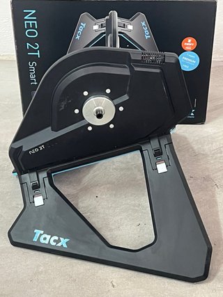 Rodillo Tacx Neo 2T Smart + SRAM RED 12V
