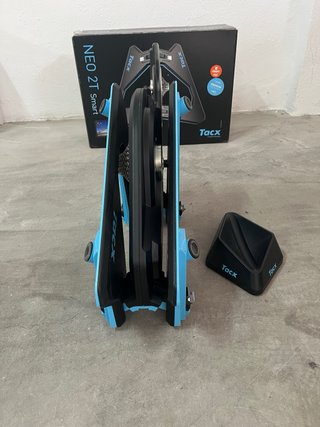 Rodillo Tacx Neo 2T Smart + SRAM RED 12V