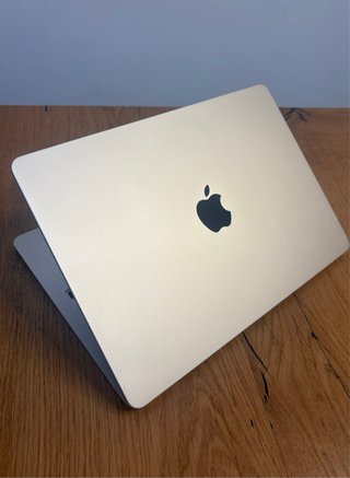 MacBook Air M2