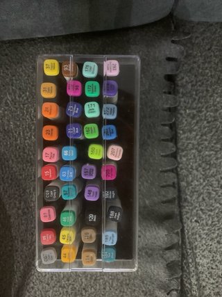 Set di 40 marcatori artistici usati poco