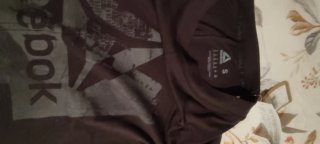 Camiseta deportiva mujer Reebok negra