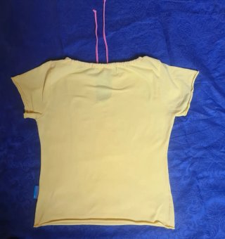Camiseta amarilla vintage Ágatha Ruiz de la Prada