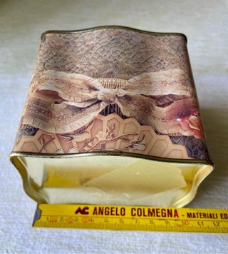 Scatola Latta Vintage Stile Vittoriano