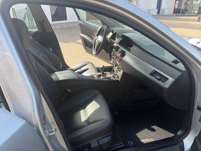 BMW 523I E61