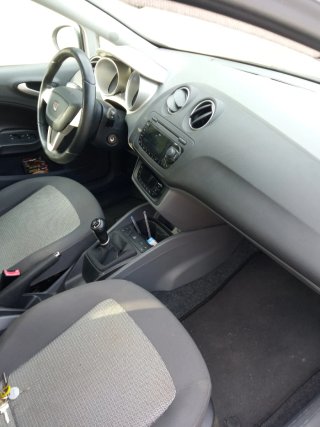 SEAT Ibiza 6j 1.6 TDI 90 CV