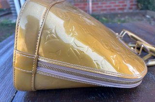 Bolso Louis Vuitton Alma PM Dorado Golden