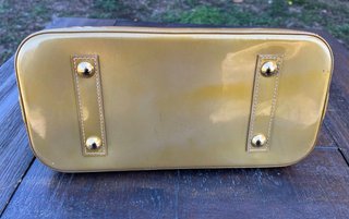 Bolso Louis Vuitton Alma PM Dorado Golden