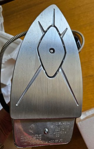 Ferro da stiro vintage Hoover