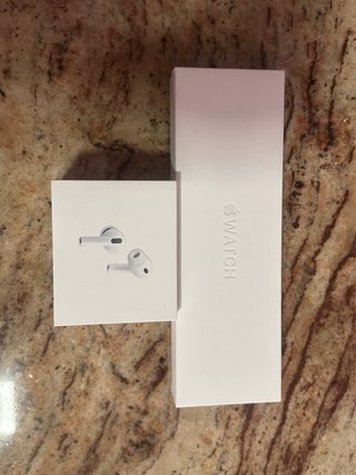 Apple Watch Series 11 + AirPods Pro 3 Blancos