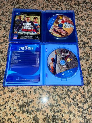 PS4 Slim 1TB + Mando Original + GTA V + Spider-Man