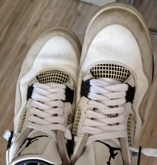 Zapatillas Jordan Air 4 Blancas y Grises