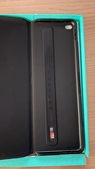 Cover con tastiera retroilluminata Logitech CREATE per iPad Pro
