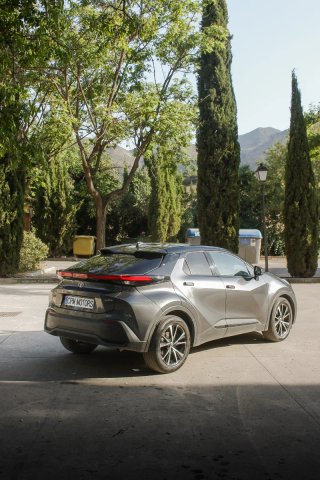 Toyota C-HR 200H Advance Plus Skyview 2024