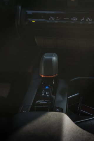 Toyota C-HR 200H Advance Plus Skyview 2024