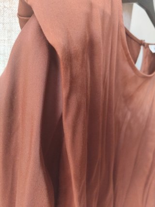 Blusa marrón manga larga