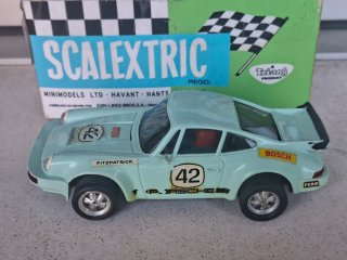 SCALEXTRIC PORSCHE 911 CARRERA RS