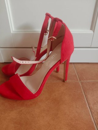 Sandalias de tacón Tulipano Talla 37 Rojas